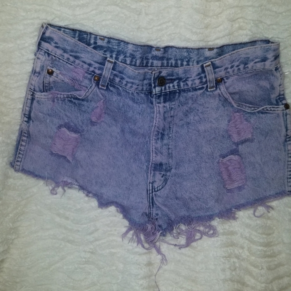 557 levis purple dyed 34 destroyed distressed short booty Shorts cutoff mid rise